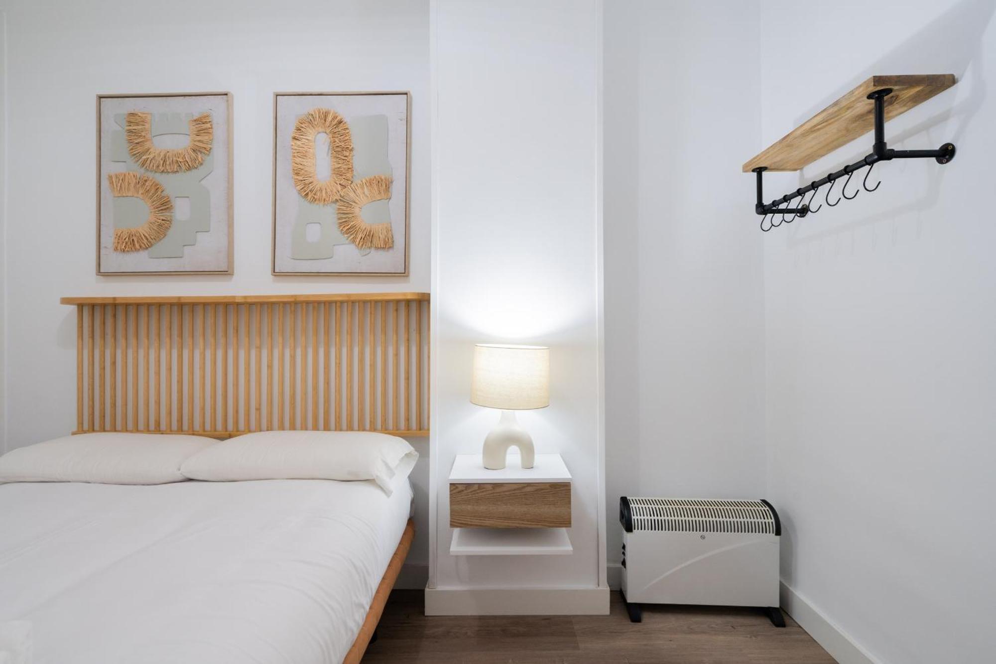 Apartamento En Chueca Para 4 Personas Alquiler Temporal Madrid Exteriér fotografie