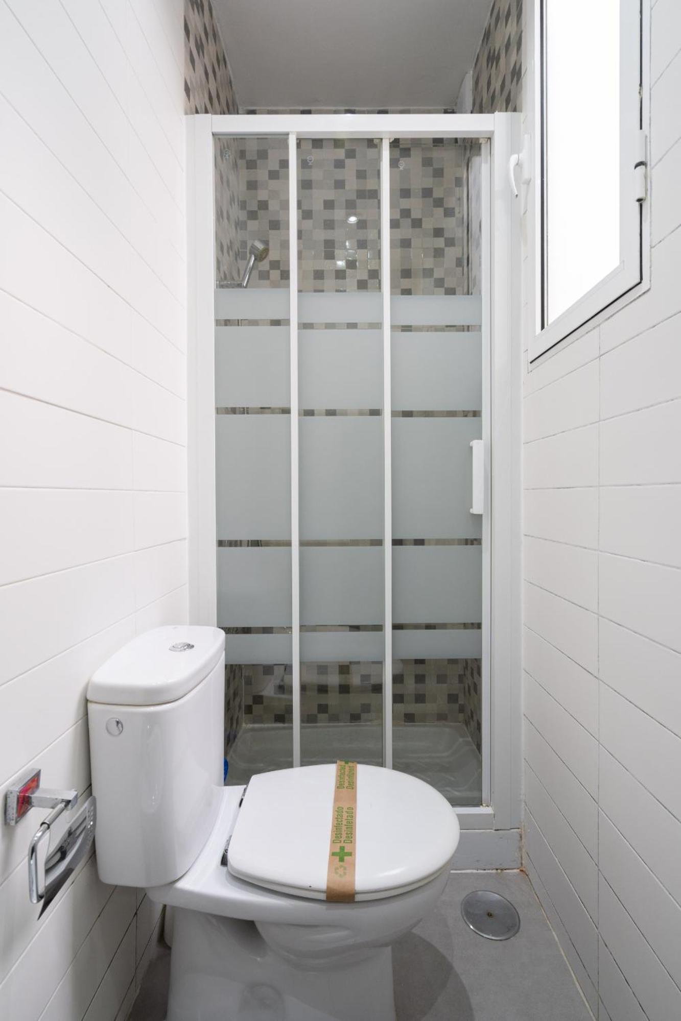 Apartamento En Chueca Para 4 Personas Alquiler Temporal Madrid Exteriér fotografie